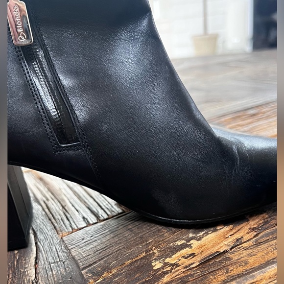 Blondo Tasel Waterproof Bootie - Picture 9 of 11